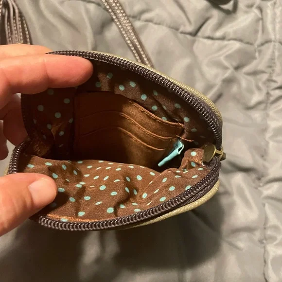 Chala Fox and Dragonfly Crossbody Bag Set - Black and Tan - Picture 2 of 6